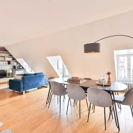 Apartment Near Sacre Coeur
